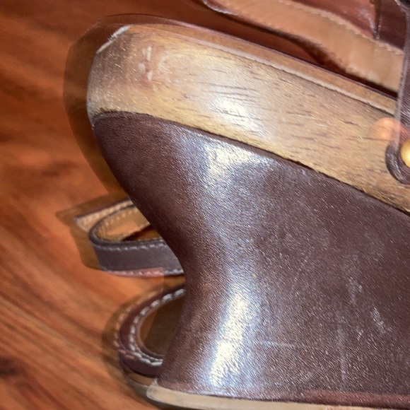 Leifsdottir Leather Wedges - Picture 5 of 9